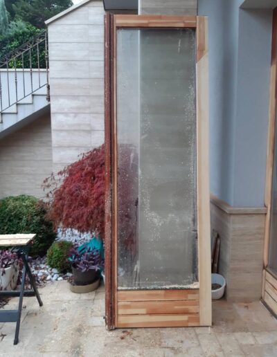 Toló ajtó javítás, csiszolás, lazúrozás 8